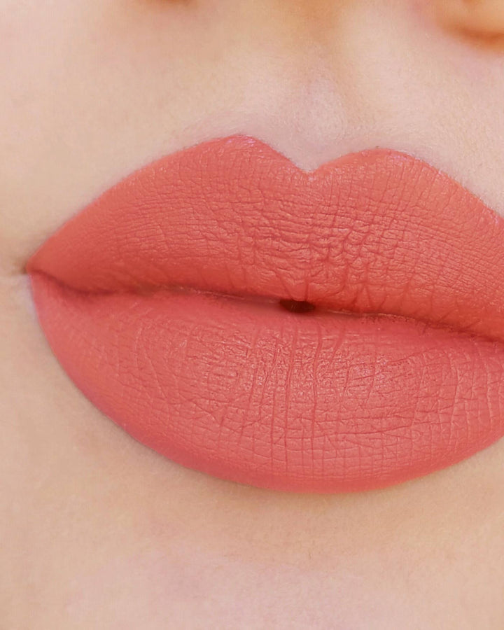 Astra - Jumbo lipstick 33