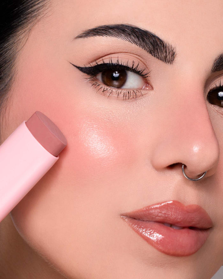 Astra - Identistick blush stick 02